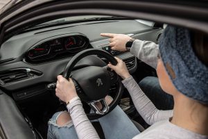 ucenje voznja s sovoznikom mladi voznik 16 let